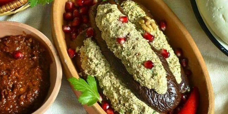 Cevizli Patlıcan Dolması-apatırcançapa