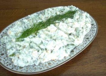 TAZE FASULYE SALATASI CEVİZLİ