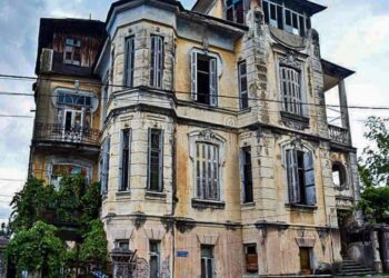 Kamaracı G.D Çaçba’nın (Şervaşidze) konağı.