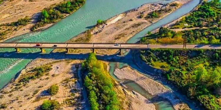 Abhazya -Bzıp Nehri