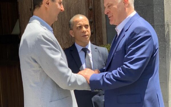 Aslan Bzhania ile bir araya geldi Beşar Esad Şam’da