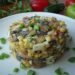 Салат из кукурузы с грибами и огурцами