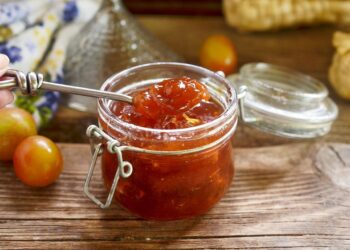 Аҳәаса иалхны аиларш-варенье из алычи