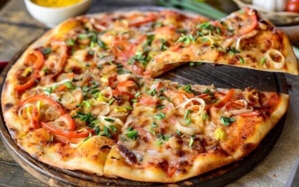 Пицца с копченой корейкой