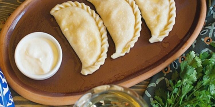 Ачаҳалажә (Ачаҳаржә) – вареники с сыром