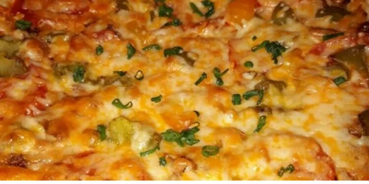 Картофельная пицца с грибами.
