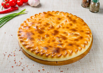 Арыцмгьал- чурек с орехом