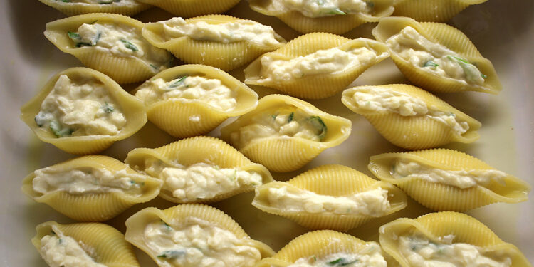 Конкильони с рикоттой 