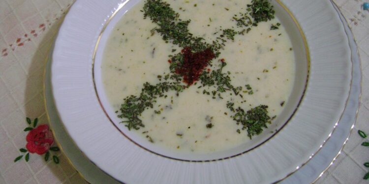 Мучной суп- un çorbası