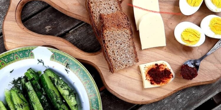 АҴАА́РА МА́ҶНЫ ИЗМО́У АНАША-малосольные огурцы