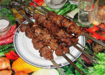 Ажьы ӡны – шашлык из свежего мяса