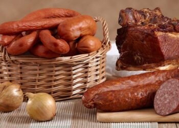 Aguguf – füme karaciğer sosisi