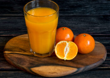 Амандарина иалхны акомпот-компот из мандаринов