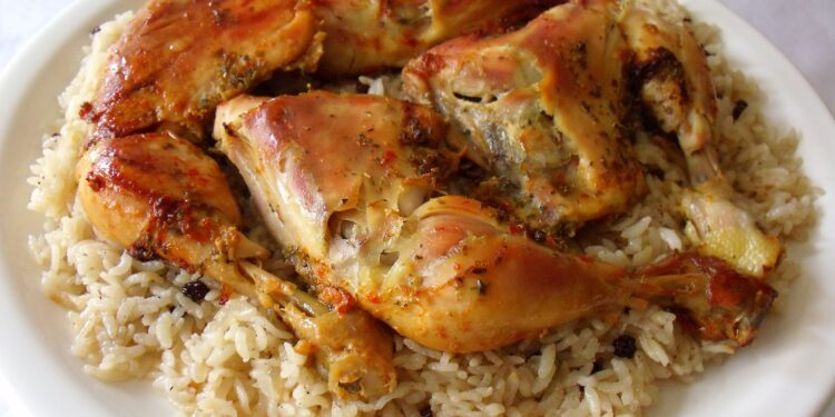 Курица жареная с пловом-pilavlı tavuk kızartması