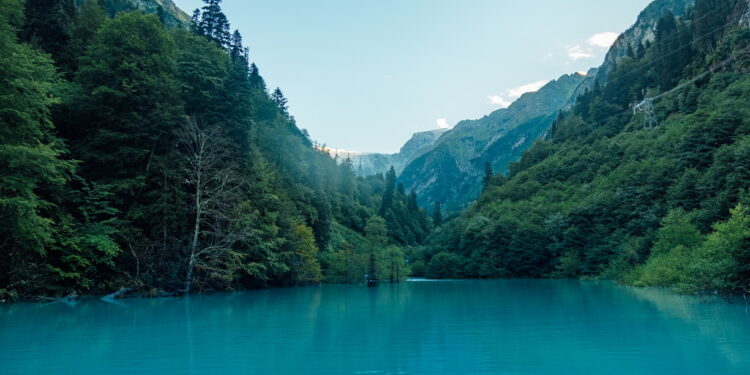 Abhazya –  Tsabal- bu isim iki kavramı ifade eder.