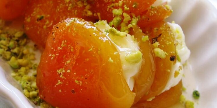 Сушенные абрикосы со сметаной-kaymaklı kuru kayısı