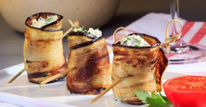 Рулет из баклажанов