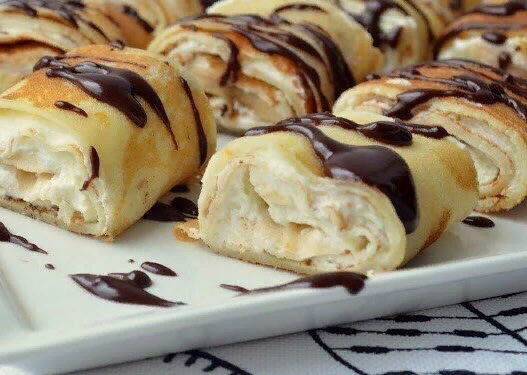 Блины с творожно-банановым кремом