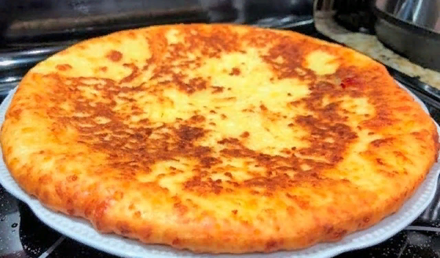 Творожный пирог на сковороде за 15 минут.