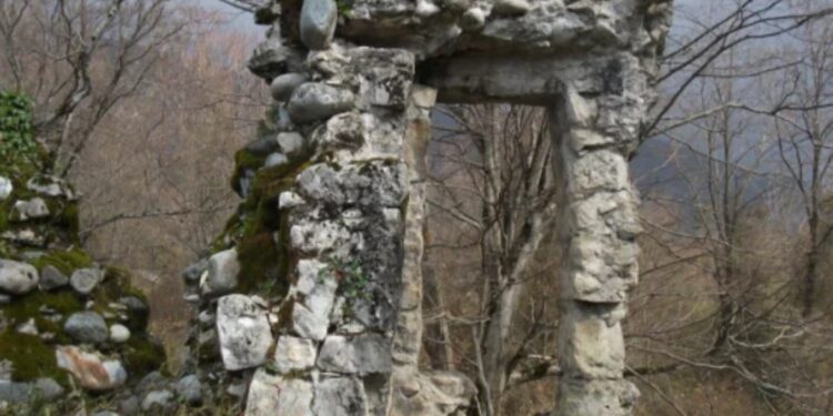 VIII-X yüzyılların Kaldahuara  kalesi