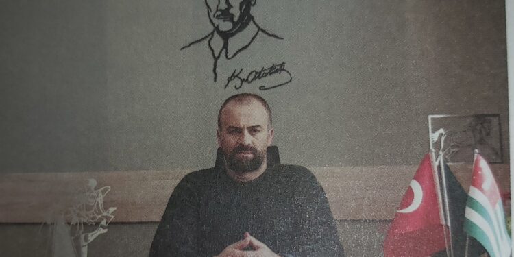 Озгьиур Ажьиба -Озгюр Ажиба