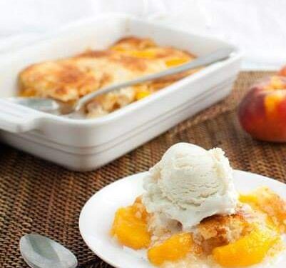 Персиковый коблер