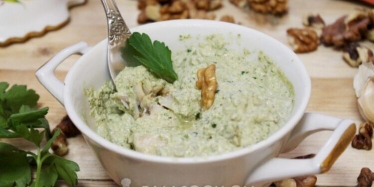 Ореховый соус из рыбы 