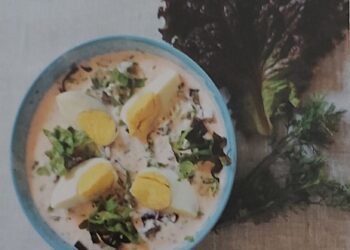 Ахарҵәысыӡбал -Яйцо в кисломолочном соусе