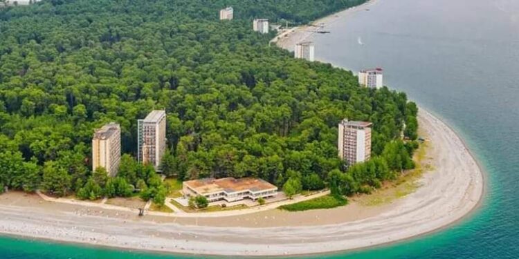 Abhazya üzerinden gizli oyunlar .