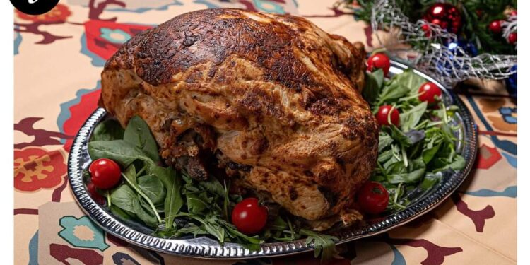 Свиной окорок с аджикой |