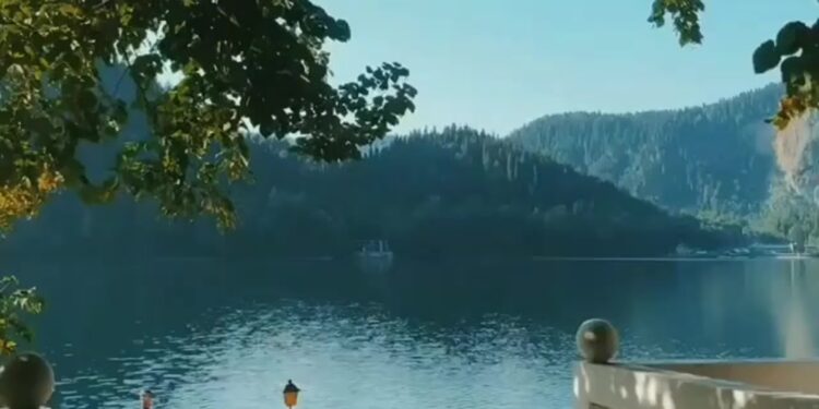 Ritsa göl’ün hikayesi .