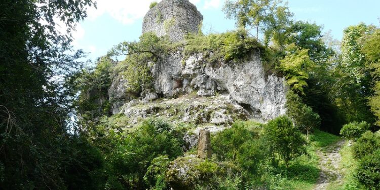 Аbhazya-Abahuamtsa kalesi