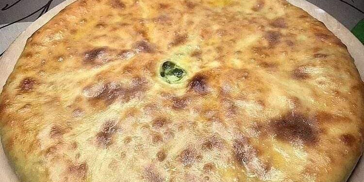 Осетинский пирог с сыром и зелёным луком!