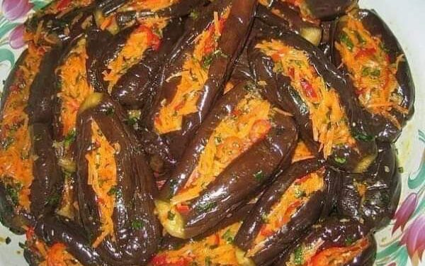 Манзаны” фаршированные баклажаны по-гречески