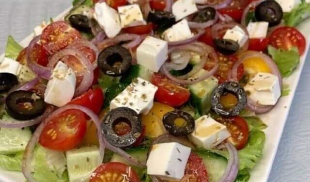 Греческий салат. 