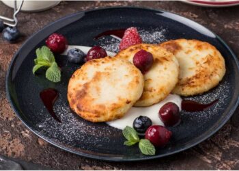 РЕЦЕПТ ИДЕАЛЬНЫХ СЫРНИКОВ