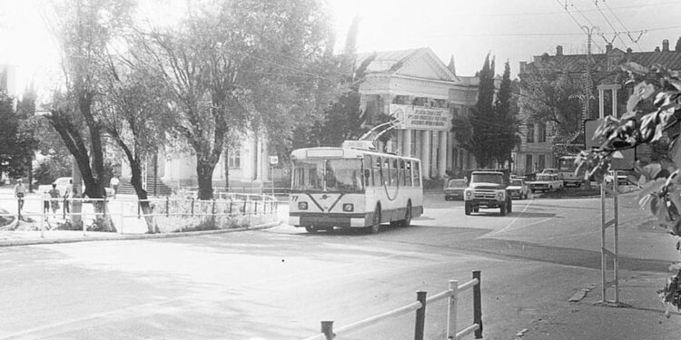 3 Ocak 1968’de Sоhum’da ilk troleybüsler ortaya çıktı.