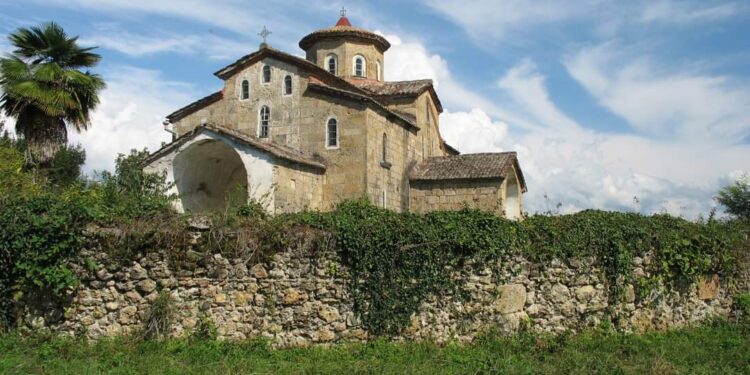 M.Vladıkin’in Kafkasya gezisinden anılar .