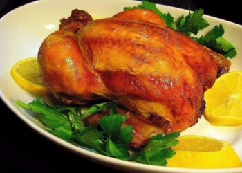 ЗАПЕКАЕМ КУРИЦУ И УТКУ: ТОП-8 РЕЦЕПТОВ