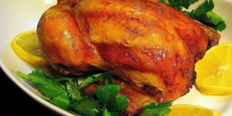 ЗАПЕКАЕМ КУРИЦУ И УТКУ: ТОП-8 РЕЦЕПТОВ